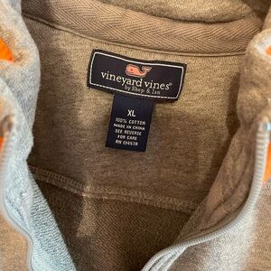 Vineyard Vines Men’s quarter zip
